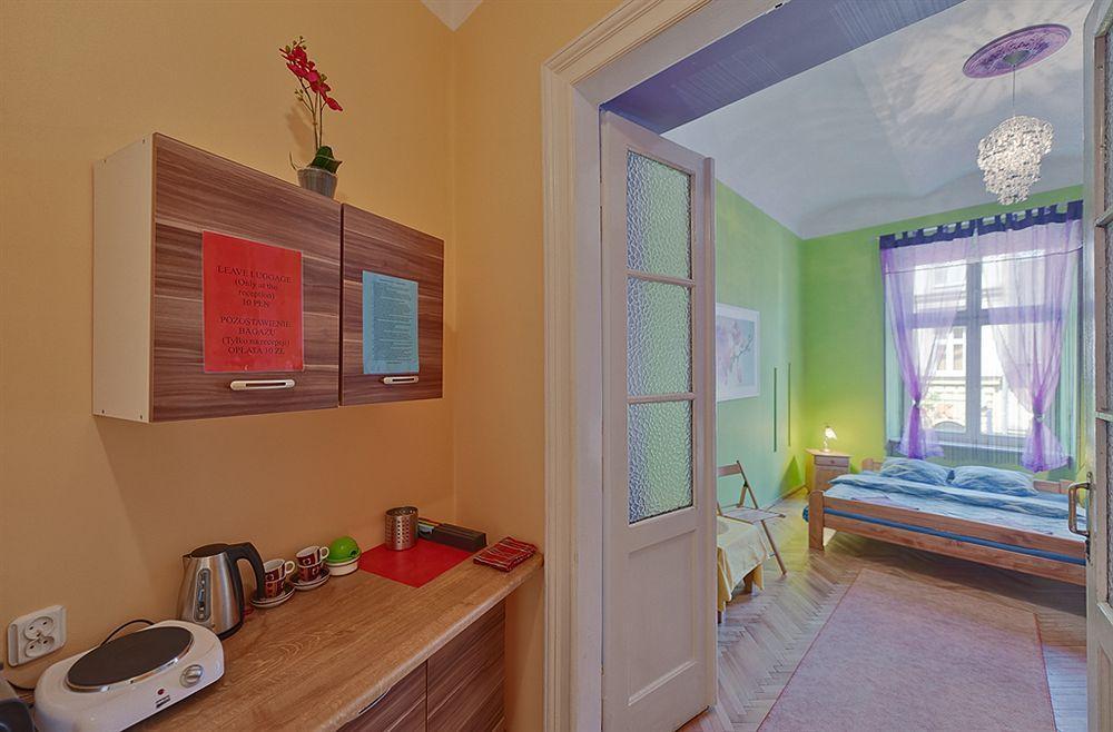 Hostel 70S Krakow Ngoại thất bức ảnh