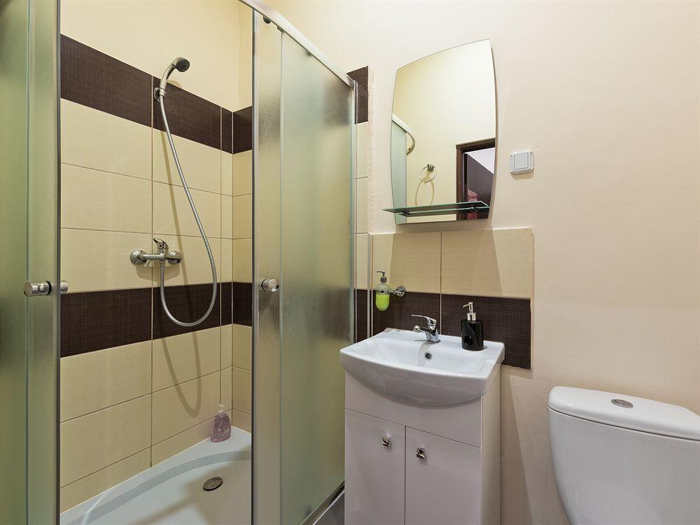 Hostel 70S Krakow Ngoại thất bức ảnh