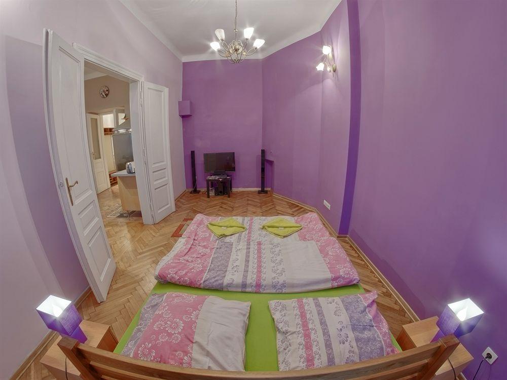 Hostel 70S Krakow Ngoại thất bức ảnh