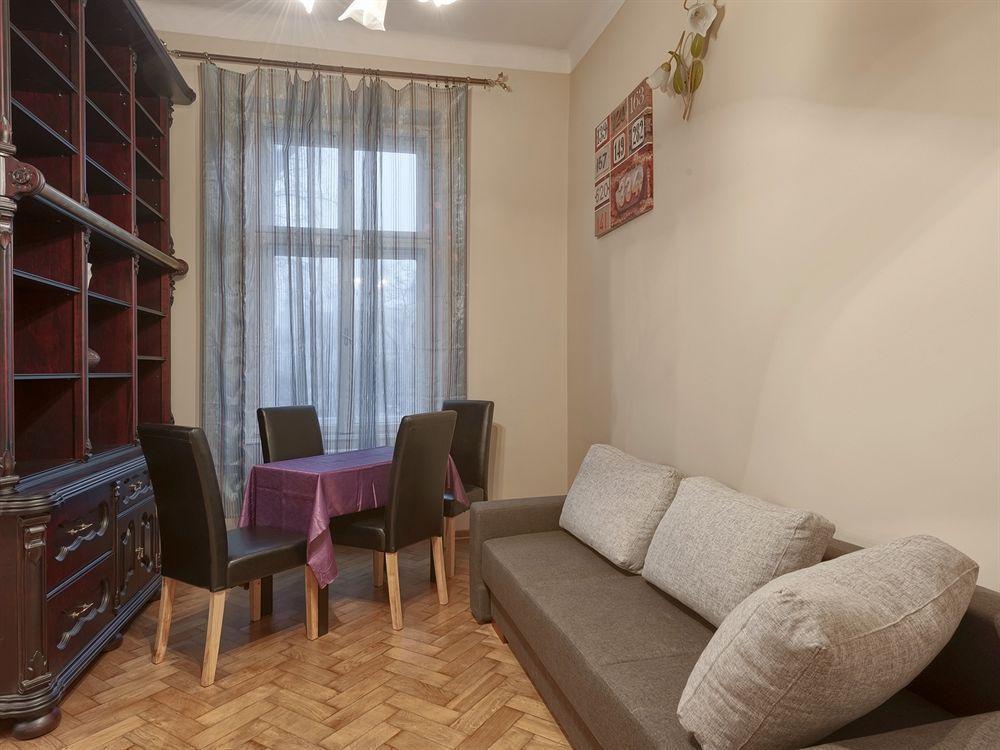Hostel 70S Krakow Ngoại thất bức ảnh