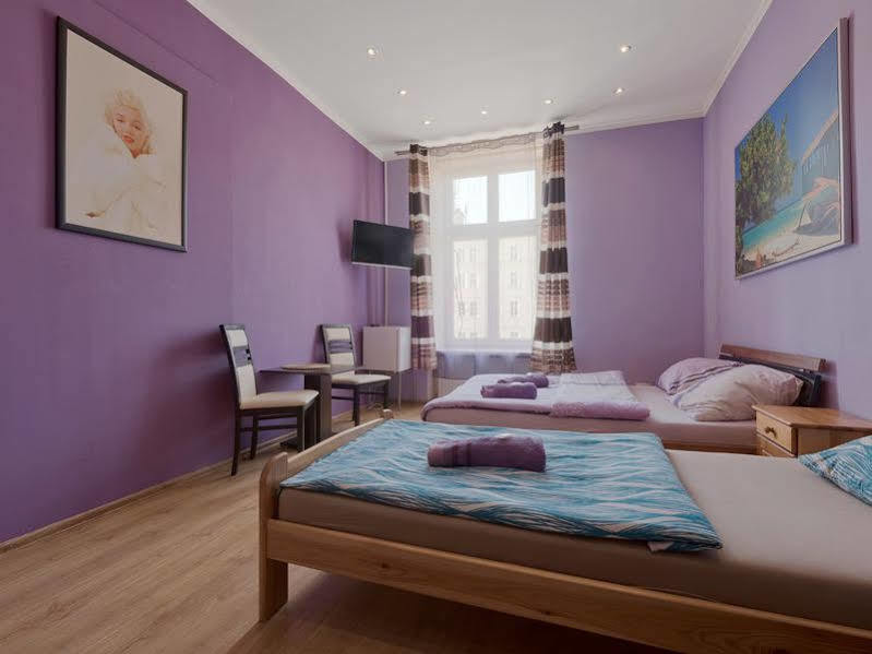 Hostel 70S Krakow Ngoại thất bức ảnh