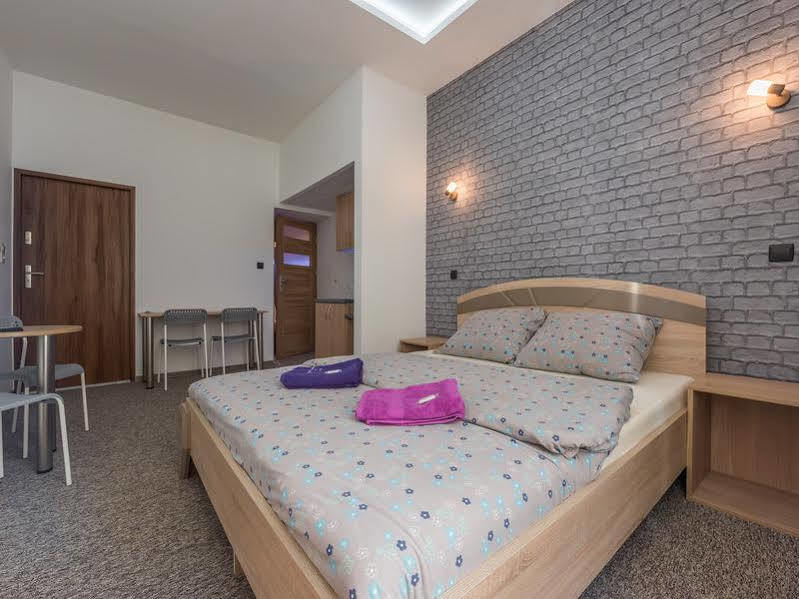 Hostel 70S Krakow Ngoại thất bức ảnh