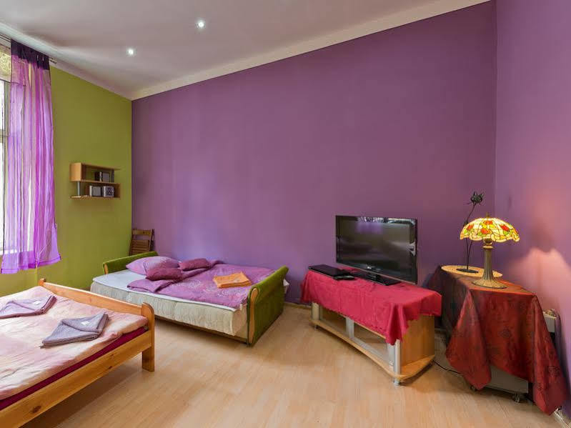 Hostel 70S Krakow Ngoại thất bức ảnh
